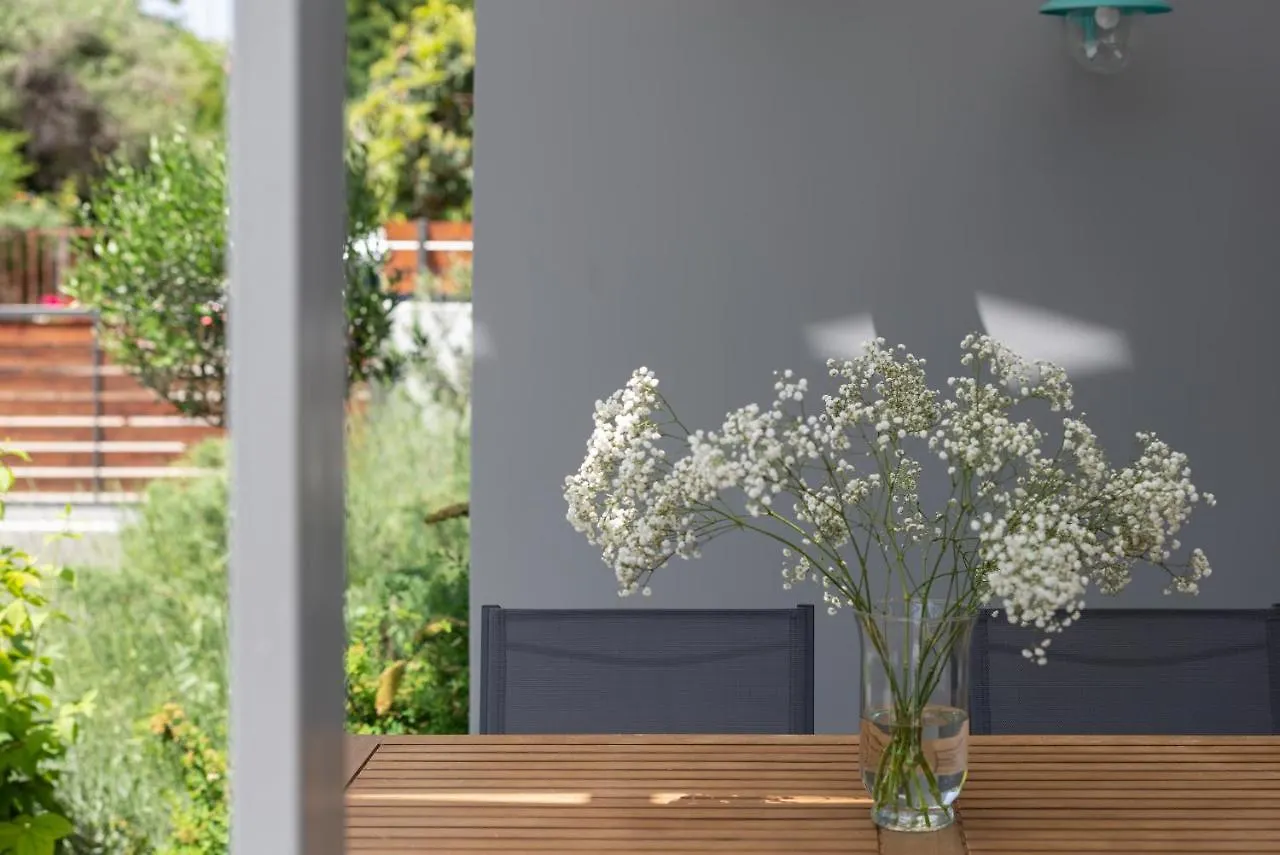 Kochyli Garden Studios Nea Plagia