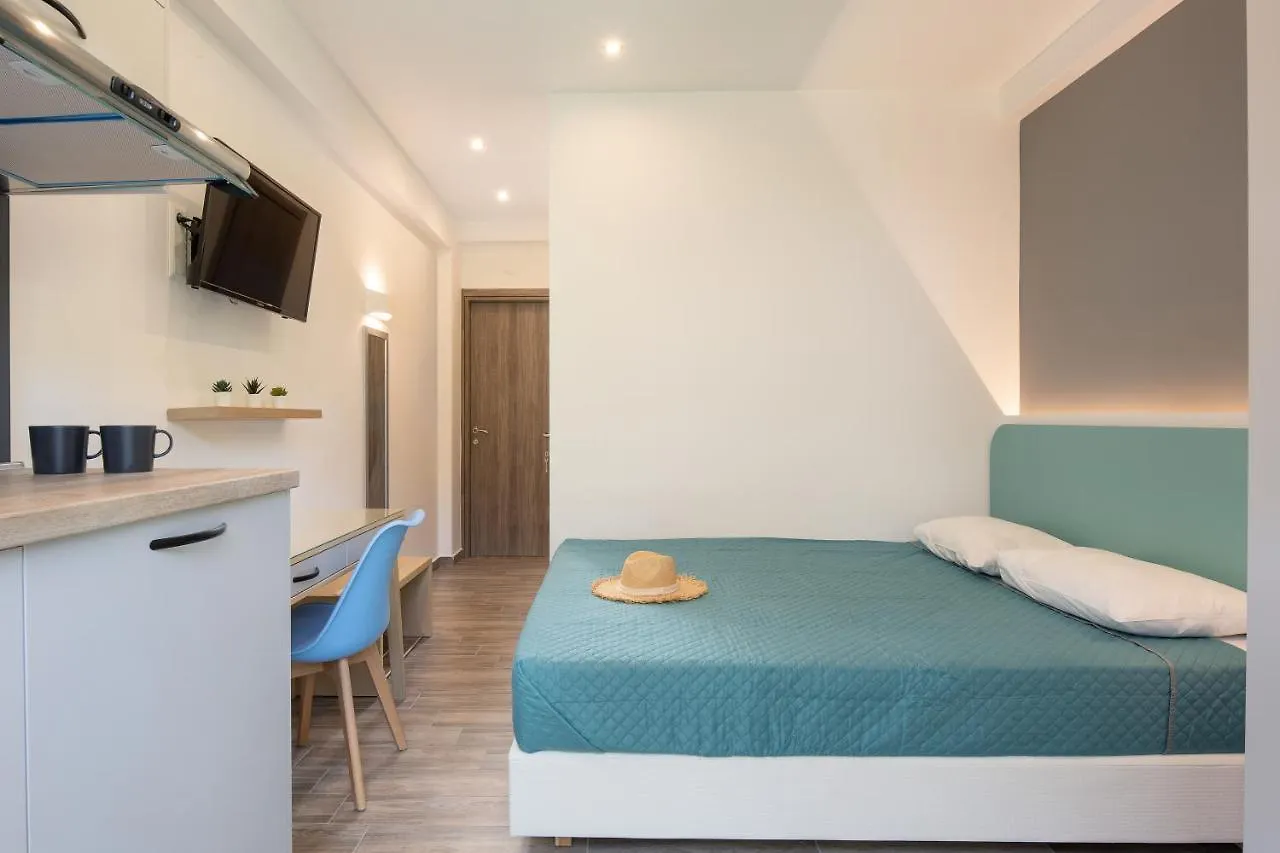 Apartment Kochyli Garden Studios Nea Plagia