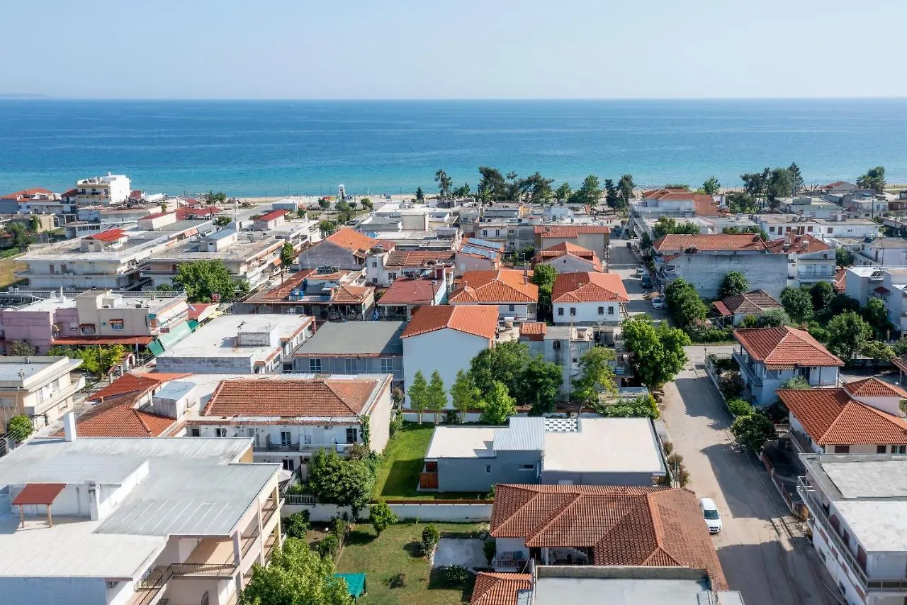 Apartment Kochyli Garden Studios Nea Plagia