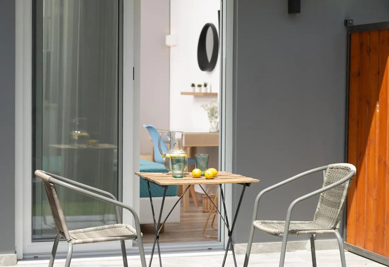 Apartment Kochyli Garden Studios Nea Plagia Greece
