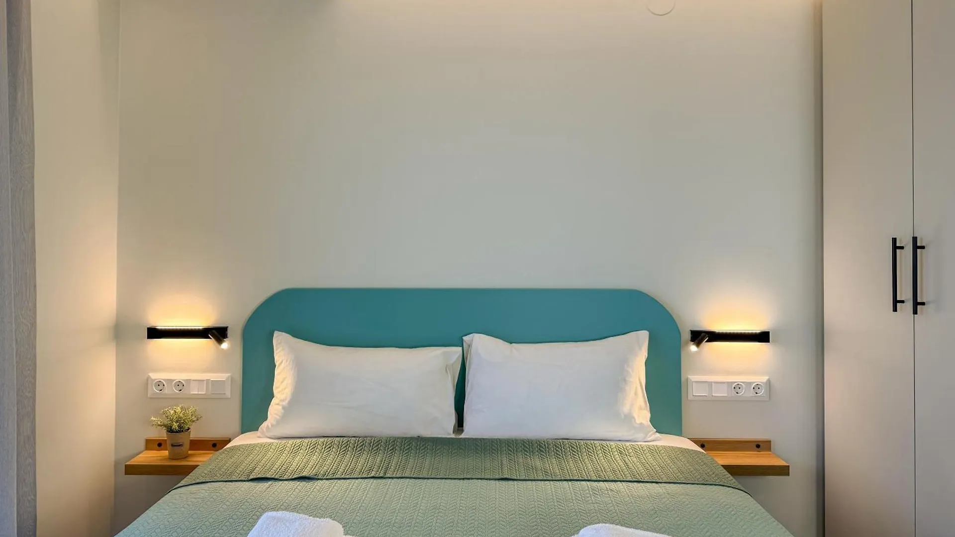 Kochyli Garden Studios Nea Plagia Apartment