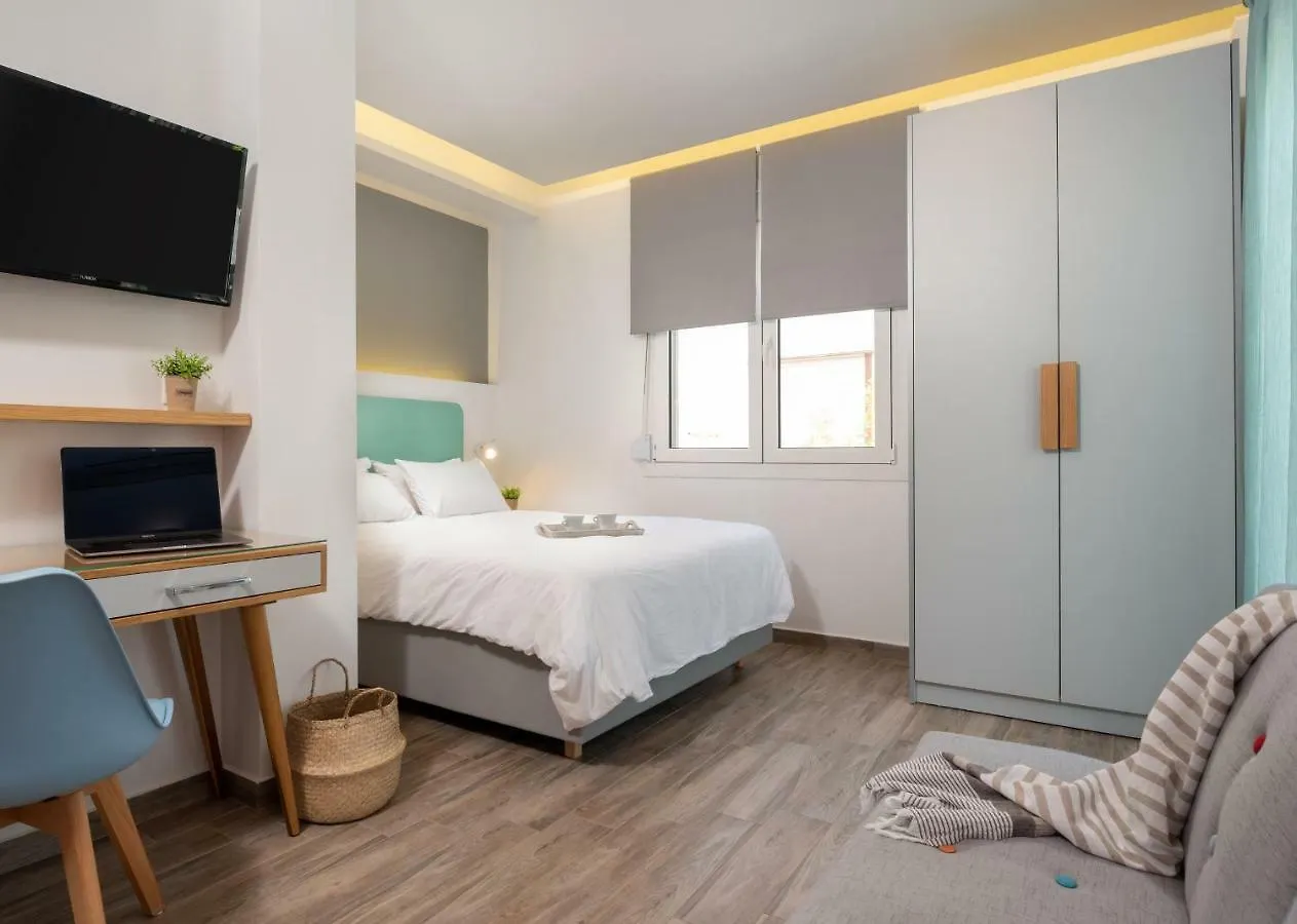 Apartment Kochyli Garden Studios Nea Plagia